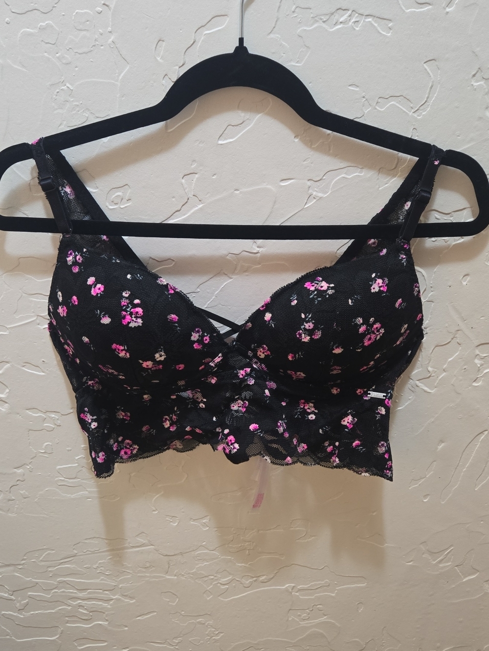 PINK Victoria’s Secret Black Floral Lace Padded Bra